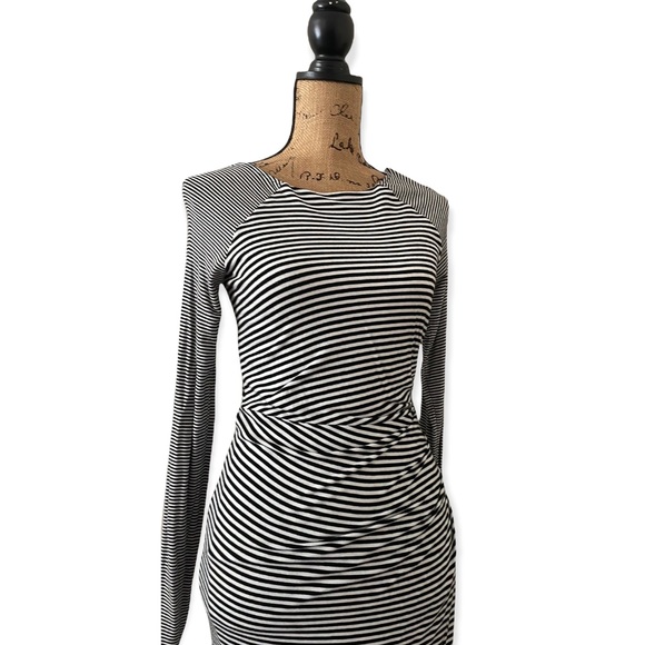 Banana Republic Black and White Striped LS Dress Size XS - Picture 3 of 5